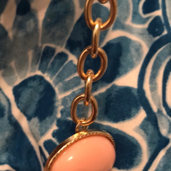 💕SOLD💕Chunky Baby Pink Necklace - Picture 6 of 7